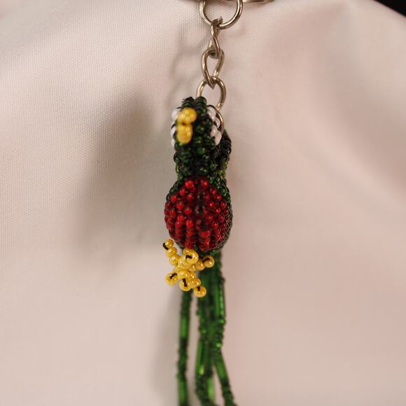 Adorable Tropical Bird Seed Bead Keychain - Picture 4 of 4